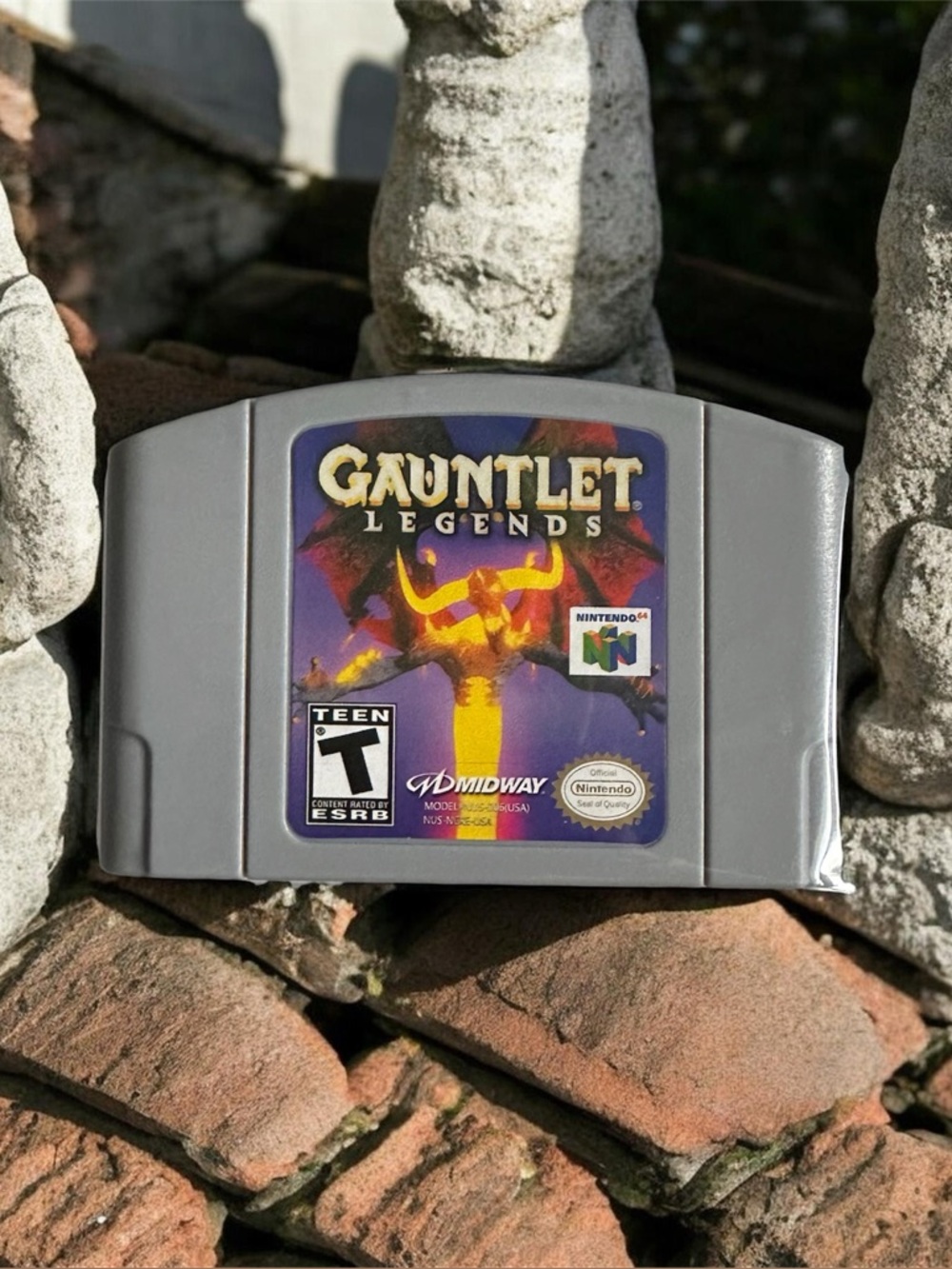 Nintendo Gauntlet Legends Game Cartridge - Gray